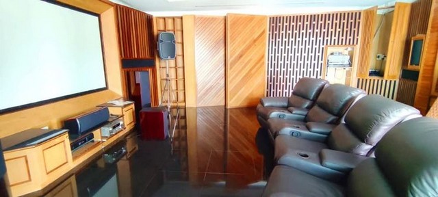 ให้เช่าพูลวิลล่าหลังใหญ่ 2 ชั้น วิวภูเขาสวย บ้านปง หางดง