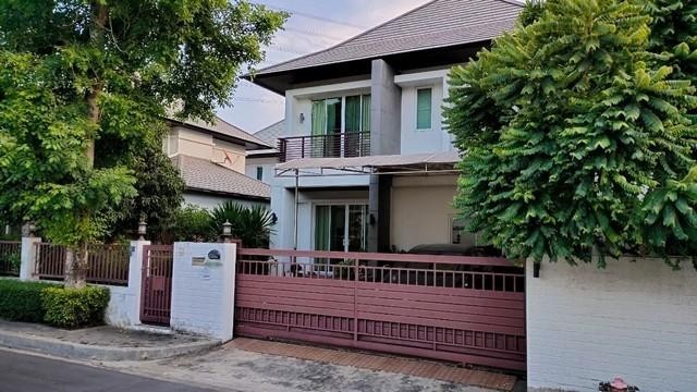 MT124 เช่า บ้านเดี่ยว รีโนเวทใหม่ ตกแต่งพร้อมอยู่ หมู่บ้านบลูลากูล บางนา ใกล้ Megaบางนา เดินทางสะดวก