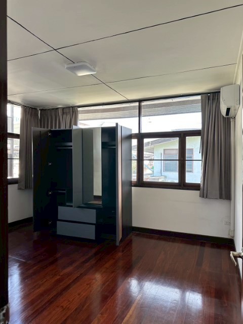 ให้เช่าบ้านเดี่ยว2ชั้นใกล้BTSปุณณวิถีถ.สุขุมวิท64แอร์4เครื่องไม่มีเฟอร์ฯมี5นอน3น้ำ ราคาเช่าเดือนละ40,000บาท [จดทะเบียนบริษัทได้]