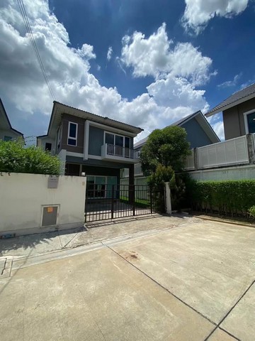 ให้เช่าบ้านเดี่ยวโครงการ ติดถนนย่านรามอินทรา มีนบุรี  หมู่บ้านศุภาลัย ซ. รามอินทรา117 ใกล้ห้าง แฟชั่นไอส์แลนด์ 