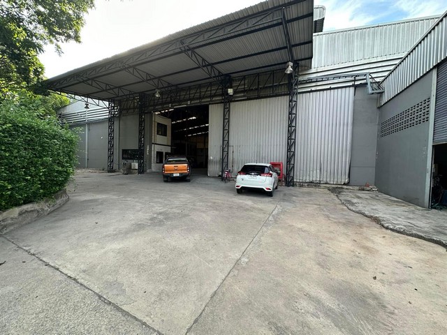 ให้เช่าโรงงาน  พื้นที่  3500 ตร.ม มีใบอนุญาต รง.4 พื้นที่สีม่วง ประเภท 105 บางบัวทอง นนทบุรี 