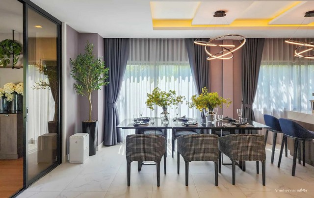 Luxury House For Sale  Bangkok Boulevard หรู 2 ชั้น มอเตอร์เวย์ - พระราม9 ลาดกระบัง กรุงเทพมหานคร