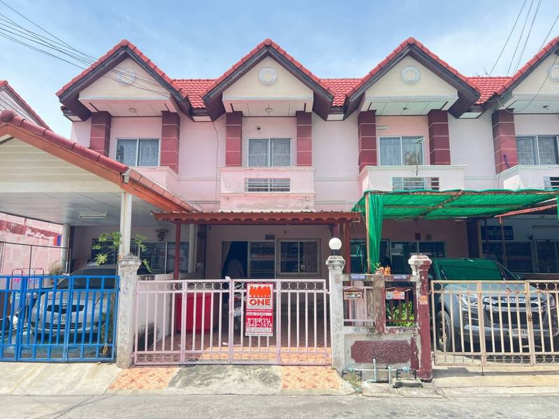 ทาวน์เฮ้าส์ โครงการบ้านรุ่งทวี นิคมบางปู ทาวน์เฮ้าส์ โครงการบ้านรุ่งทวี นิคมบางปู