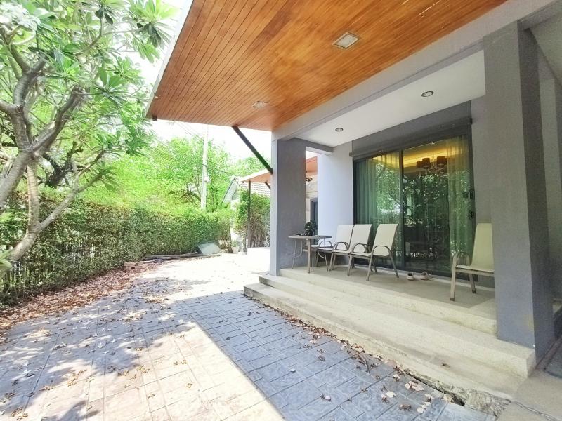 ขาย ให้เช่า บ้านเดี่ยว หลังมุม ทิศใต้ ติดสวนส่วนกลาง บุราสิริ วงแหวน-อ่อนนุช 6ห้องนอน 5ห้องน้ำ 10