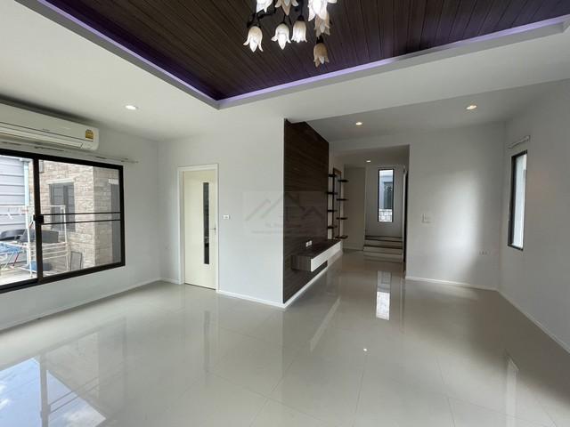 ขายบ้านเดี่ยว 2 ชั้น 64.5 ตรว. โครงการวิรัณยา วงแหวน-อ่อนนุช เฟอร์บิ้วอิน ใกล้เมกะบางนา