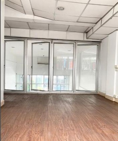 ให้เช่าอาคารพาณิชย์4.5ชั้น 250ตรม.ย่านทองหล่อสุขุมวิท36ซอยแสนสบาย8ใกล้BTSทองหล่อพระราม4