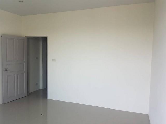 ให้เช่าทาวน์โฮม 3 ชั้น ย่านรามอินทรา ใกล้แฟชั่นไอส์แลนด์ , MRT วงแหวนรามอินทรา ( จดทะเบียนบริษัทได้ )