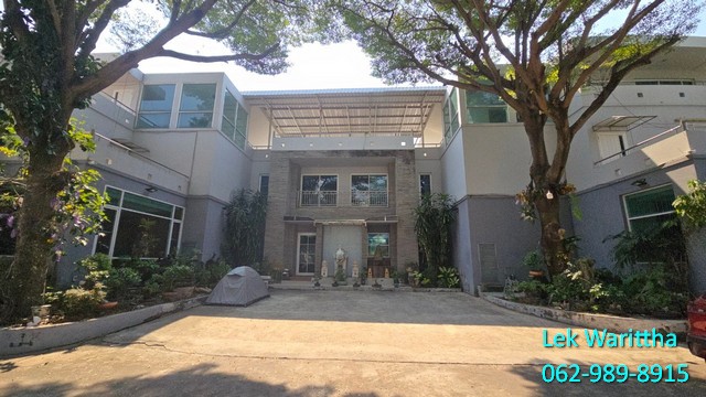  บ้านเดี่ยว ถนนบางบอน 4 เนื้อที่ 392 ตร.ว. พื้นที่ใช้สอยกว่า 900 ตร.ม.พร้อมสระว่ายน้ำ พื้นที่กว้าง ฟังก์ชันครบ