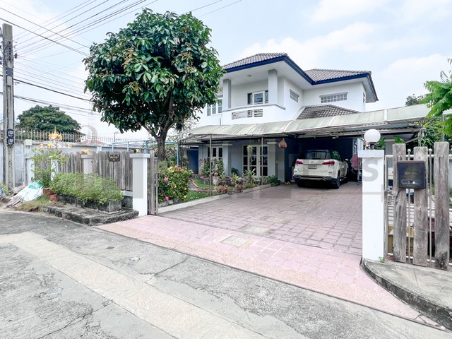 บ้านเดี่ยว หมู่บ้าน ประดับดาว 1-4 หลังริม ต.ท่าอิฐ นนทบุรี