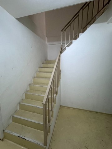 ให้เช่าอาคารพาณิชย์3ชั้น258ตร.ม.ย่านเคหะร่มเกล้ารามคำแหงราษฏร์พัฒนาซอยมีสทีน