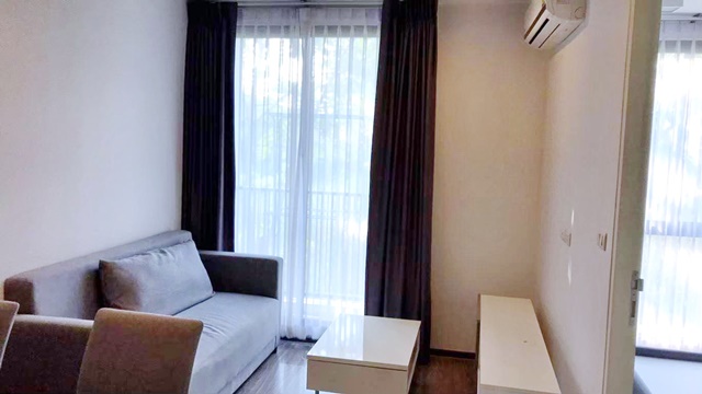 รัตนาธิเบศร์ 32 ตรม.ตึก3 ชั้น2คอนโด Zelle วิวสวน ให้เช่าถูกใน3โลก  1นอน 1น้ำ MRT พระนั่งเกล้า 