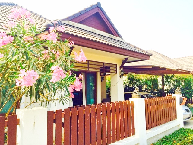 บิ๊กซี อยุธยา 800 ม.โฮมโปร อยุธยา 1.7 กม. ตลาดจอมพล 3.3 กม. 3นอน 2น้ำ บ้านเดี่ยว 62 ตร.วา. 242 ตร.ม. เฟอร์ครบ 