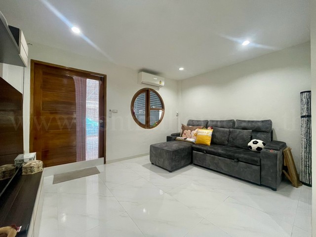 P1 ทาวน์เฮ้าส์ อุบลชาติ รัตนาธิเบศร์ - ไทรม้า พร้อมอยู่ หลังริม