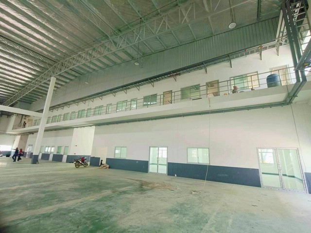 ให้เช่าโรงงานนิคมพัฒนาระยอง พื้นที่ใช้สอย 4,963 ตร.ม.  ผังม่วงเข้ม ในเขตนิคมฯ