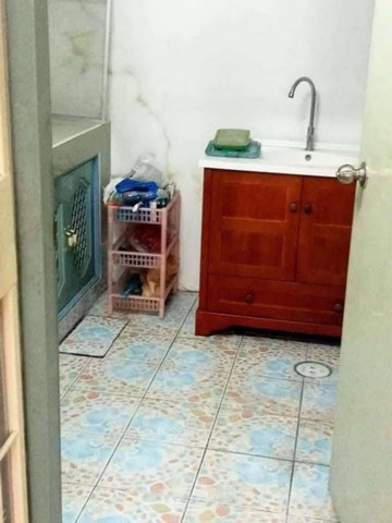 ขายทาวน์เฮ้าส์2 ชั้น เนื้อที่ 16 ตารางวา หมู่บ้านเอื้ออาทรเนินพลับหวาน อำเภอบางละมุง จังหวัดชลบุรี