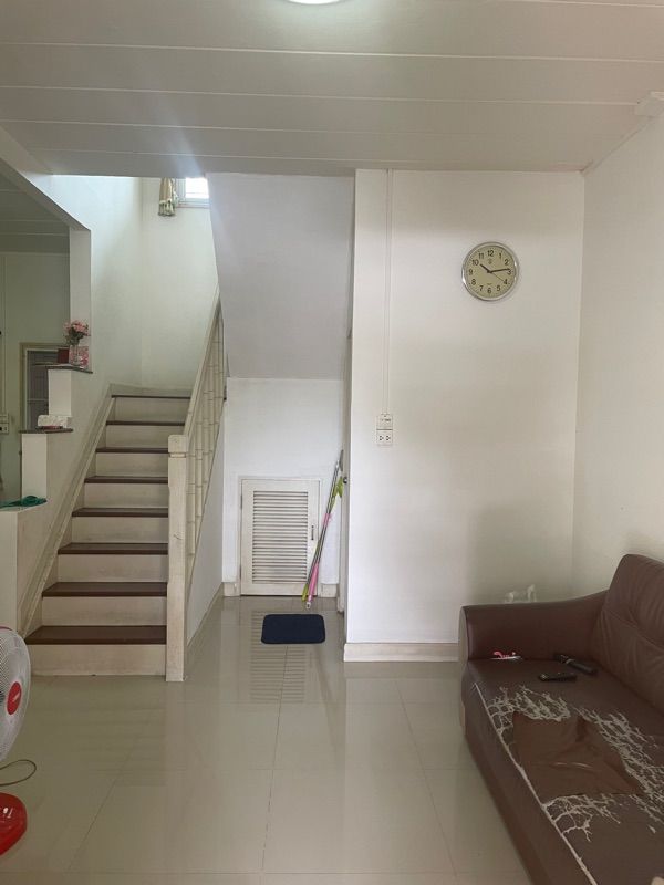 ขายทาวน์เฮ้าส์ 2 ชั้น ทำเลทอง หมู่บ้านพิศาลลาดกระบัง โครงการ 1  เขตลาดกระบัง จังหวัดกรุงเทพมหานคร