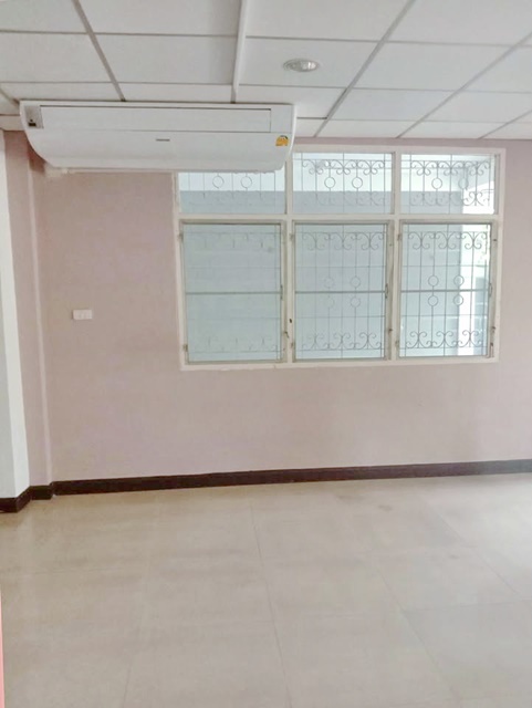 Max Valueนวมินทร์400ม.บดินเดชา สิงหเสนีย์2 400ม.4นอน ให้เช่าบ้านเดี่ยว 2ชั้น 104ตร.วา. 364ตร.ม.รร.นานาชาติ-จีน ตลาดปัฐวิกรณ์ 700 ม.