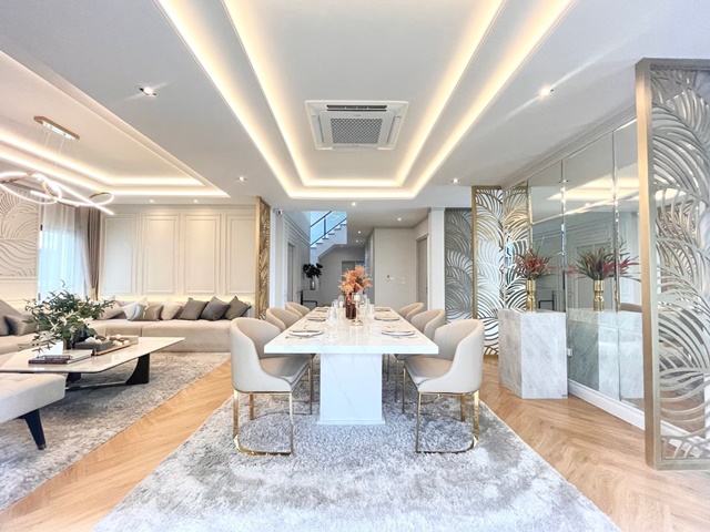 ใหญ่สุดหรู 86ตร.วา ให้เช่าคฤหาสน์ 2 ชั้น ศรีลาซาล 4.4 กม. เมกา บางนา 900ม.The CITY MRT 416ตร.ม Modern Luxury 5นอน 6น้ำ จัดเต็มเฟอร์