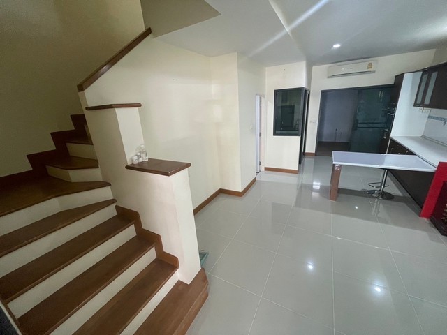 P502 ให้เช่า ทาวน์โฮม 3 ชั้น เดอะ เมทโทร พัฒนาการ-ศรีนครินทร์ The Metro Pattanakarn-Srinakarin ซอย อ่อนนุช 80 แยก 5