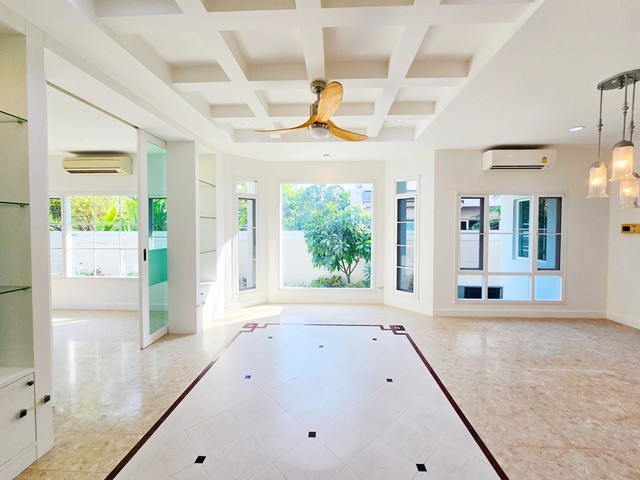 บ้าน ลดาวัลย์ สาทร ราชพฤกษ์ 4BEDROOM 29000000 B. ใกล้ - ราคานี้พลาดไม่ได้