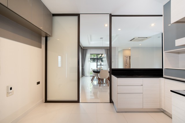 บ้าน นันทวัน แจ้งวัฒนะ-ราชพฤกษ์ 0 Rai 1 Ngan 14 sq.wa 4 ห้องนอน 3 BR 15900000 บาท ใกล้กับ เซ็นทรัลแจ้งวัฒนะ คุ่มค่า บิลท์อินทั้งหลัง พร้อมเข้าอยู่