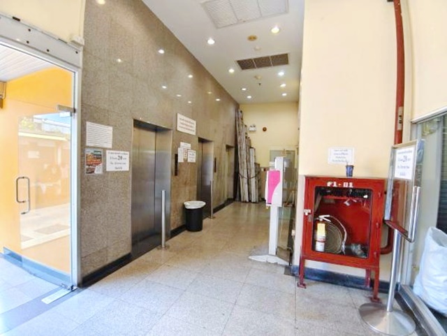 ให้เช่า ห้องหน้าอาคาร มีชั้นลอย 200 ตร.วา. MRT วัดมังกร สามยอด 600 ม. มหาจักร หลวง มหาไชย แม้นศรี 60 ตร.ม. เยาวราช สารพัดช่างพระนคร 600 ม.