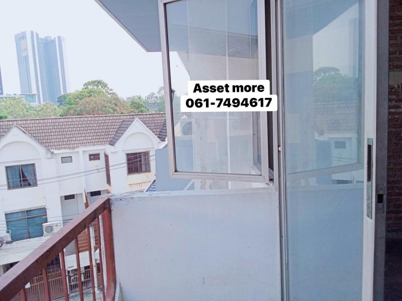 ให้เช่าตึกแถว 4.5 ชั้น ใกล้บีทีเอส  พื้นที่ใช้สอย 300 ตรม. แขวงพระโขนง  เขตคลองเตย กทม