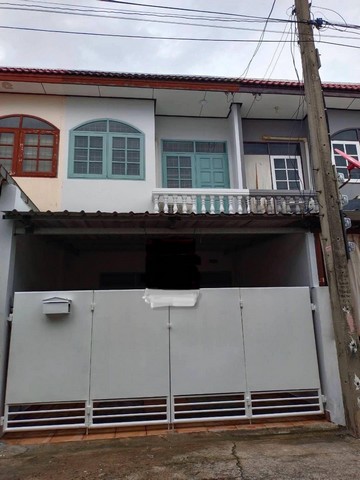 ขายทาวน์เฮ้าส์ 2 ชั้น ซอยรามอินทรา 43 ใกล้สถานีรถไฟฟ้ามัยลาภ