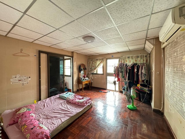 ขายทาวน์เฮาส์สิวารัตน์4 เดินทางเข้า-ออกซอยวัดเทียนดัดหรือถนนเพชรเกษม