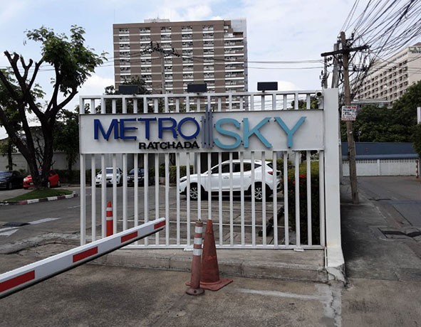 ขายคอนโดมือสอง เขตดินแดง กรุงเทพมหานคร โครงการ เมโทร สกาย รัชดา