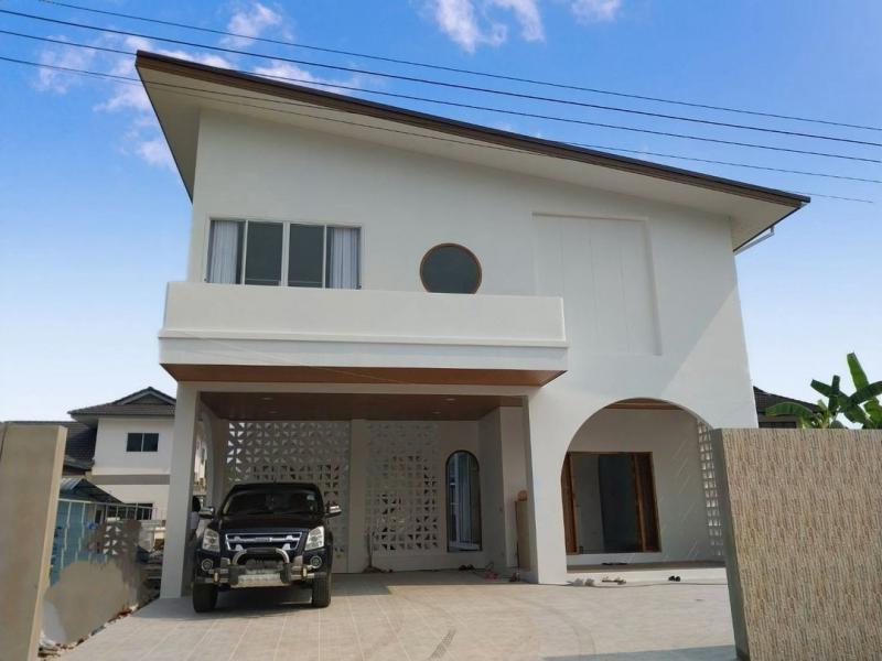 บ้านพูลวิลล่าสร้างใหม่ ให้เช่า/ขาย 12 ล้าน 112 ตรว. หนองผึ้ง สารภี สร้างด้วยวัสดุอย่างดี ป้องกันแผ่นดินไหว (แล้วเสร็จ 20 เม.ย. นี้)