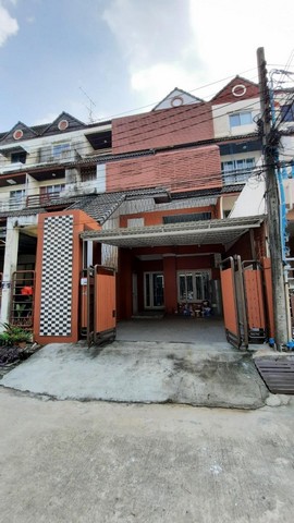 ขายทาวน์เฮ้าส์ 4 ชั้น หมู่บ้านวราธรวิลล์ พัฒนาการ 44 ใกล้มอเตอร์เวย์ และทางด่วนรามอินทรา-อาจณรงค์