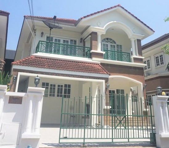 ให้เช่าบ้านเดี่ยว 4 ห้องนอน 3 ห้องน้ำ เฟอร์บางส่วน ศรีนครินทร์ 51ใกล้ ซีคอนสแควร์