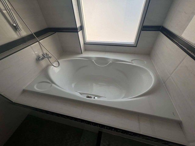 ขายบ้านตกแต่งหรูสไตล์โมเดิร์น ใกล้หาดจอมเทียน อำเภอบางละมุง  จังหวัดชลบุรี