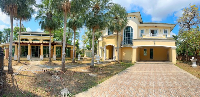  ดีลจัดหนัก ลด 14 ล้านไปเลย คฤหาสน์หรูสไตล์ยุโรป หลังใหญ่ที่สุด โกลเด้น เฮอริเทจ ราชพฤกษ์ 15 