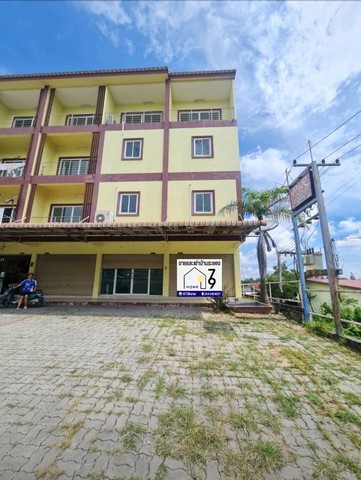 ให้เช่าอาคารพาณิชย์ 4ชั้น ใกล้ตลาดลุงอ้วน  อีสเทรินซีบอร์ด บ่อวิน ศรีราชา ชลบุรี 