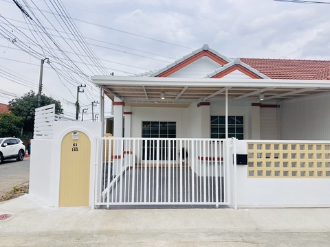 ขายบ้าน หมู่บ้านเจษฎา9 ลำลูกกาคลอง4 หลังมุม รีโนเวทใหม่ 