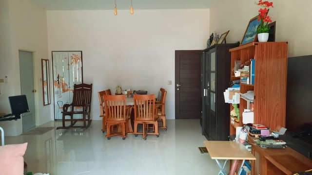 Vายและให้เช่าบ้านเดี่ยวหลังใหญ่ ใกล้ไออาร์พีซี ระยอง พร้อมเฟอร์นิเจอร์ครบ