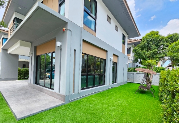 ให้เช่าบ้านเดี่ยว ลุมพินี สวนหลวง ร9  4 นอน 4 น้ำ มี ห้องแม่บ้าน