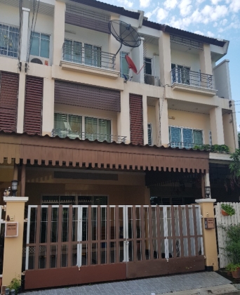 ให้เช่าทาวน์โฮม 3ชั้น ธนาภิรมย์ วงแหวน ศรีนครินทร์ มี 3 นอน 3 น้ำ