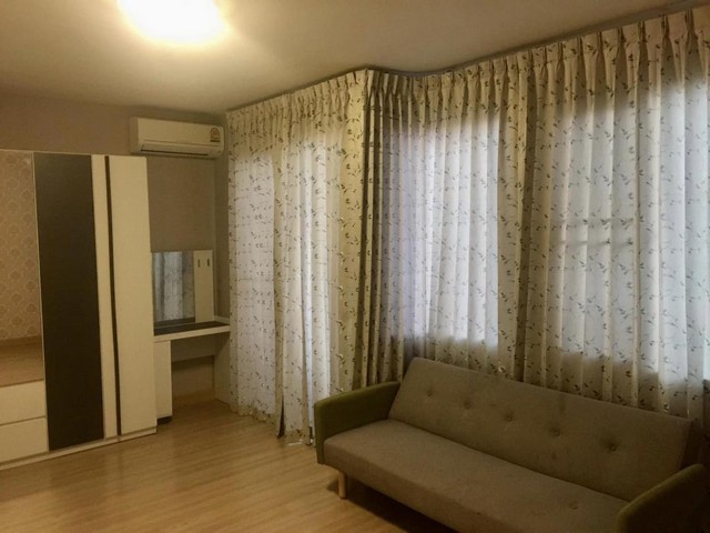 MT136 เช่า ทาวน์โฮม หลังมุม หมู่บ้านกัสโต้ แกรนด์ รามคำแหง ติดถนนราษฎร์พัฒนา ใกล้มอเตอร์เวย์ ทำเลดี