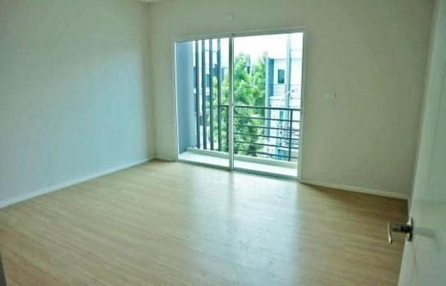 MT134 เช่า ทาวน์โฮม บ้านกลางเมือง สุขุมวิท77 ซอยอ่อนนุช17 ทะลุซอยพัฒนาการ20 ได้ ใกล้ทางด่วน เดินทางสะดวก