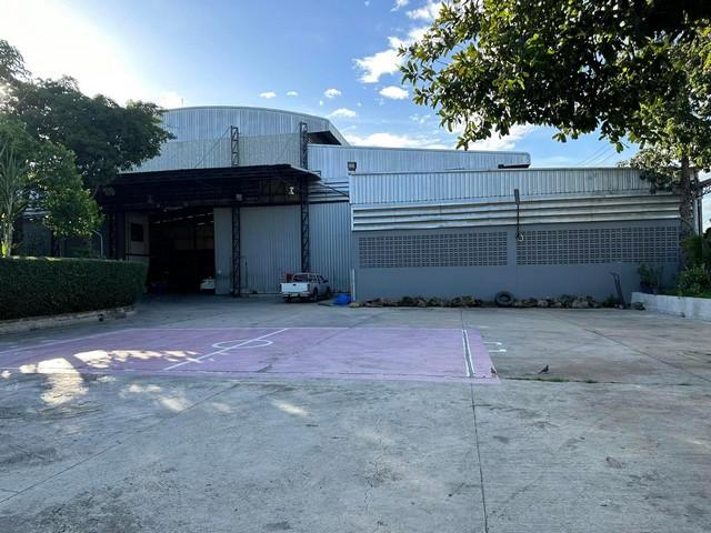 ให้เช่าโรงงานพื้นที่สีม่วง ย่านบางบัวทอง 3,500 ตร.ม มีใบ รง.4 ประเภท 105 ที่จอดรถเทรลเลอร์ รถพ่วง รถสิบล้อ ใกล้โรงพยาบาล เกษมราษฎร์อินเดอร์