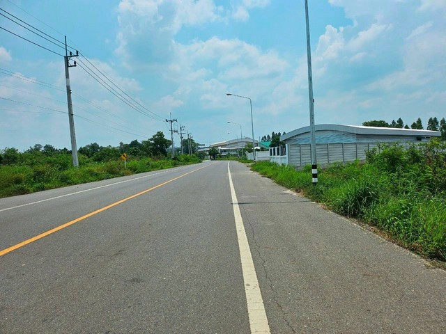 ขายที่ดินผังม่วงแปลงยาวฉะเชิงเทรา โซนโรงงานอุตสาหกรรม ผังม่วงลาย บนเนื้อ  25  ไร่