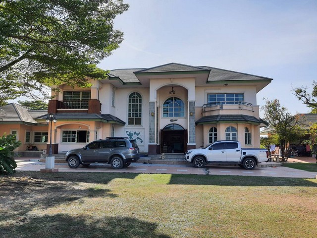 ขายบ้านหรู พร้อมที่ดิน เนื้อที่ 10 ไร่ 2 งาน 84 ตารางวา ใกล้แยกนพวงค์ปทุมธานี  (9)