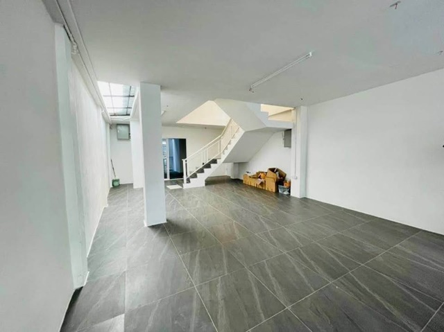 บ้านแฝด อินนิซิโอ 3 ปิ่นเกล้า - วงแหวน ต่อเติมเต็ม ถูกสุดในโครงการ