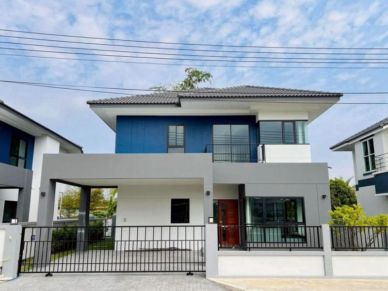 ราคาเริ่มต้นที่ 3.89 ล้าน 54 ตรว. 4 นอน 3 น้ำ #ยางเนิ้ง #สารภี บ้านเดี่ยว 2 ชั้น ดีไซน์สวย ทันสมัย ใกล้เมือง ไปไหนก็ง่าย