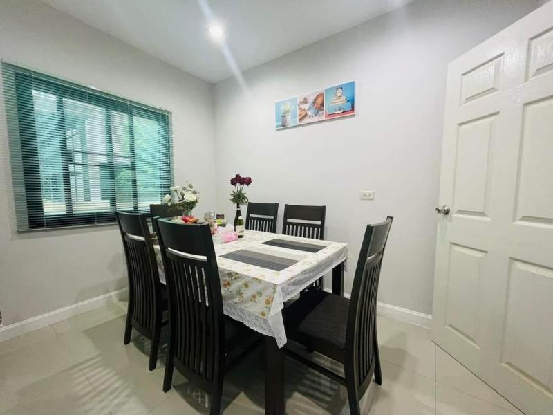 ให้เช่า 18,000 บาท/ขายต่ำกว่าประเมิน 3.29 ล้าน 79 ตรว. บ้านเดี่ยว 2 ชั้น หางดง แปลงหัวมุม เดินทางสะดวก (ว่าง 23 พ.ค. 2568)