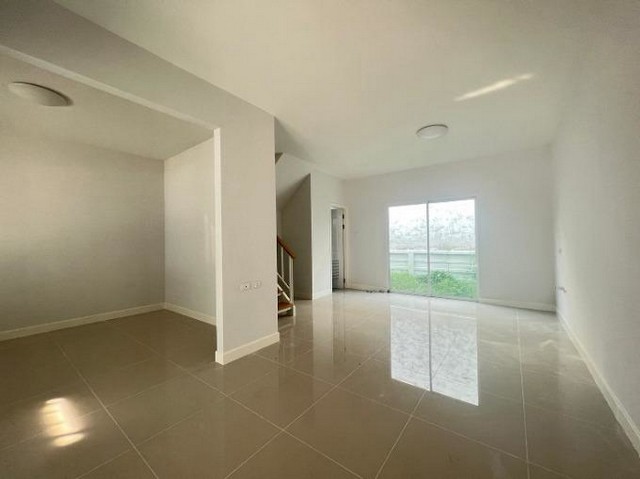 ขาย ทาวน์เฮ้าส์ 2ชั้น   โครงการ อารียา  วงแหวน-ราชพฤกษ์  ถนนบางบัวทอง-สุพรรณบุรี