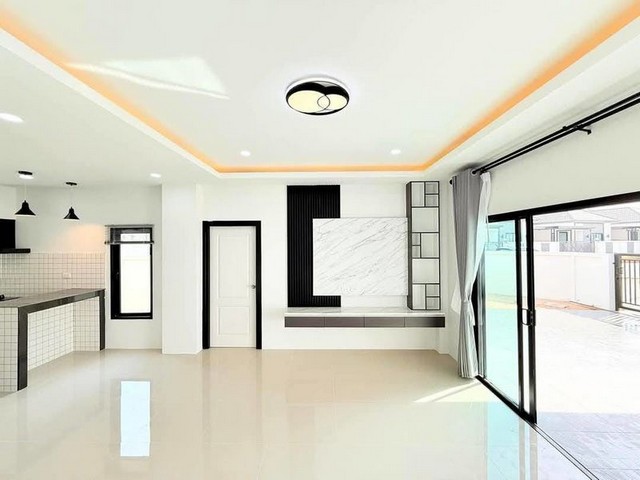 ขายบ้านทาวน์โฮม 2 ชั้น แปลงมุม มบ.รัตนากรวิลเลจ17 พัทยา TP-H1148